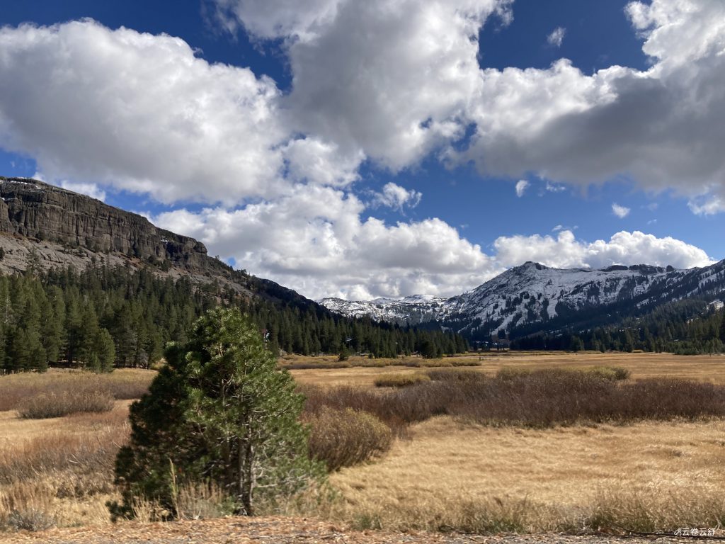 Kirkwood， 当时想的是，妈呀真的快开到Tahoe了